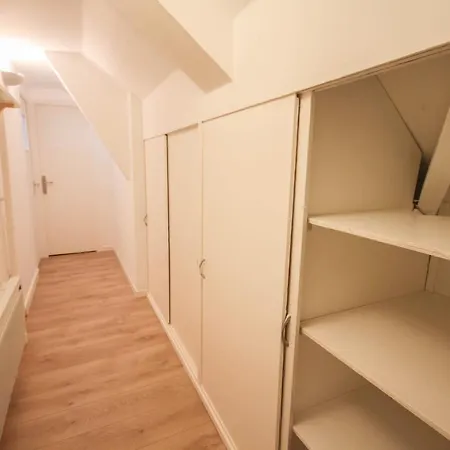 In The Heart Of Central Nice Functional And Cozy Ap For 2pers דירה *